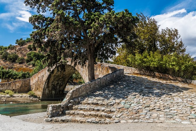 Private Full-Day West Crete from Heraklion - Why this private route works from Heraklion