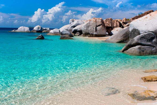 (Private group)Swimming and relax in beautiful beaches. - Key points to know before you book
