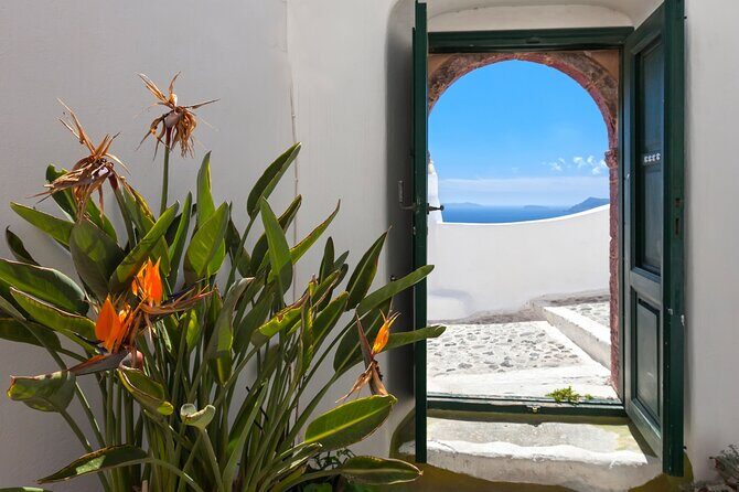Private Half day - Best of Santorini and Wine Tasting tour - Pyrgos Kallistis: medieval streets above the island’s main drag