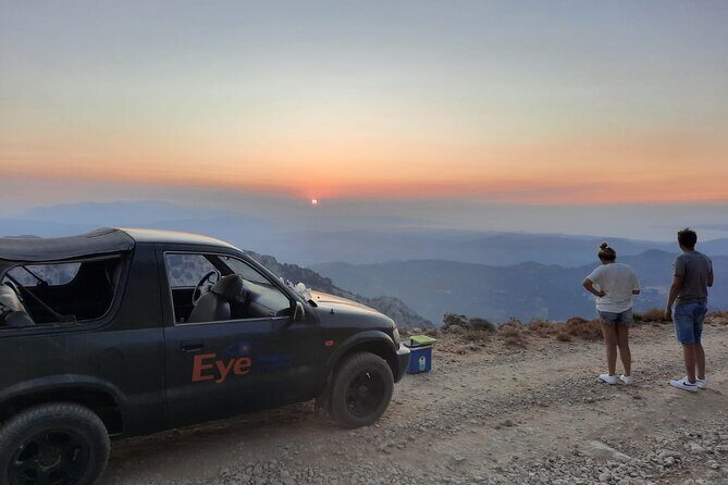 PRIVATE Jeep Safari 4x4 SUNSET (with Dinner) in Mountains CRETE - Who should book this private Jeep sunset safari