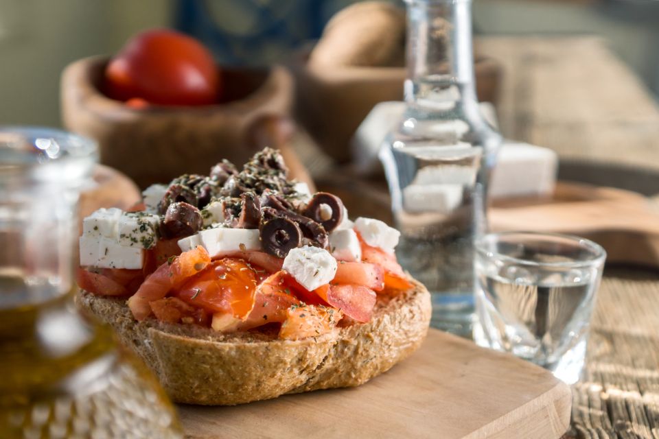 Private Knossos Skip The Line Tour inc. lunch & wine tasting - Walking Archanes and tasting raki