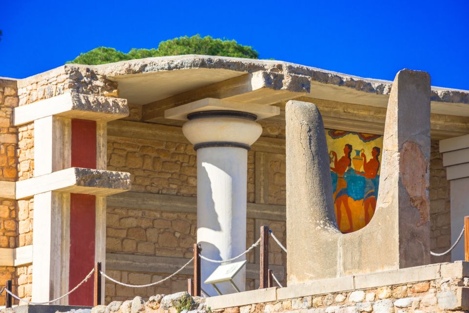 Private Knossos Skip The Line Tour inc. lunch & wine tasting - What the $338 price means