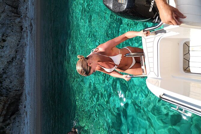 Private Luxury 6.5m 140hp Speedboat cruise Shipwreck & Blue Caves - Your skipper matters: what local expertise changes