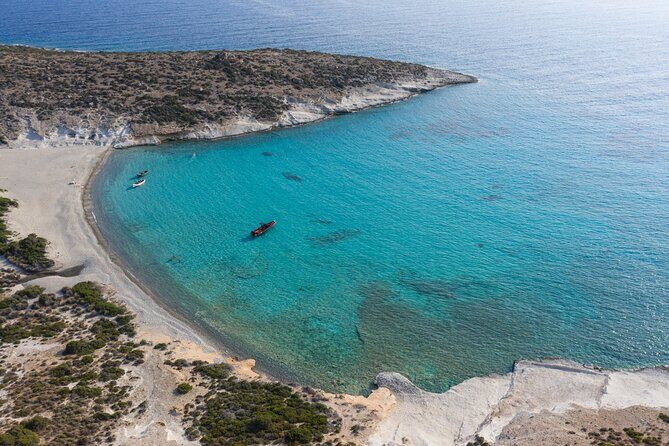 Private Luxury Boat Tour to Kimolos & Poliegos - Planning your day on a private luxury boat from Milos