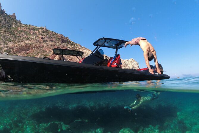 Private Luxury Boat Tour to Kleftiko Milos - Gerakas and Tsigrado: The South-Coast Rhythm