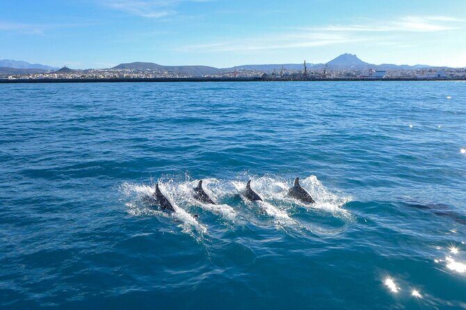 Private luxury Escape Sailing, Snorkel and Lunch Cruise - A smooth start from Heraklion’s Venetian port