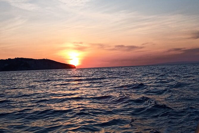 Private Luxury Sunset Cruise Blue Caves Champagne Included 5pax - Skinari and the Blue Caves