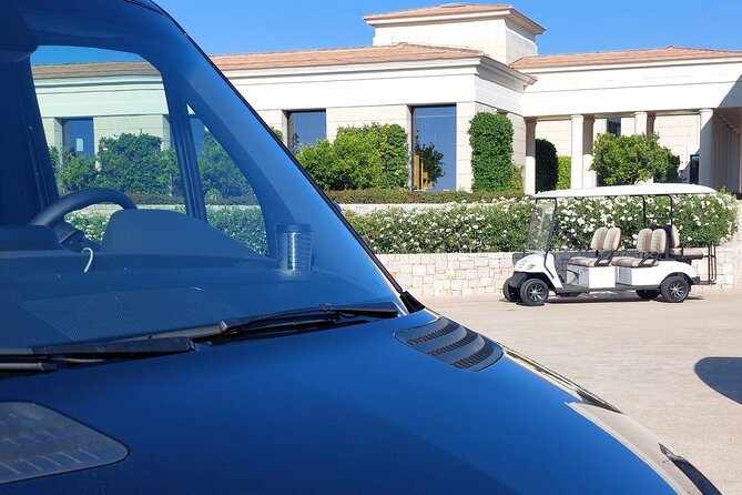 Private Luxury Transfer From/To Athens International Airport - Price and overall value at $59.57 per person