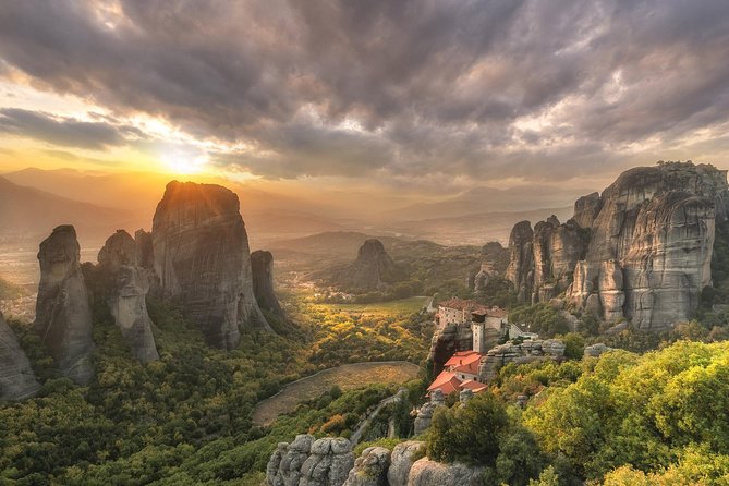 Private Meteora By Night Photography Tour - Is $155.12 per person a fair price?