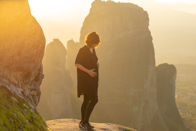 Private Meteora Photo Shoot with a Professional Photographer - Key points to know before booking