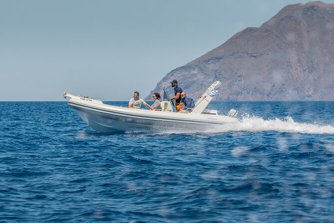Private Milos Tour "Islands of Colours"- Luxury Boat Rental - Agia Kiriaki and a turn toward Polyaigos