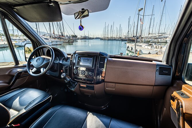 Private Mykonos Airport/Port Luxury Transfer-Taxi - Luxury claims and vehicle expectations