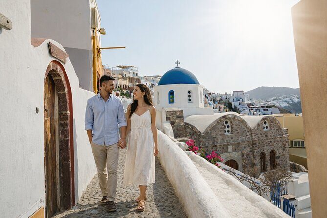Private Photoshooting in Santorini with a local Photographer - Key things that make this Santorini photoshoot work