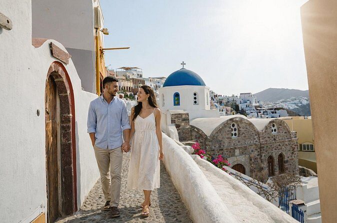 Private Photoshooting in Santorini with a local Photographer - Why 90 minutes can feel like more in Oia