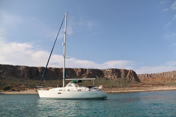 Private Sailing Cruise, Balos and Gramvousa with meal and drinks. - Group size, privacy, and how it changes the day