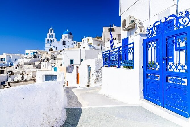 Private Santorini 4-Hours Tour : Oia, Megalochori & wine tasting - Megalochori for a quieter side of Santorini