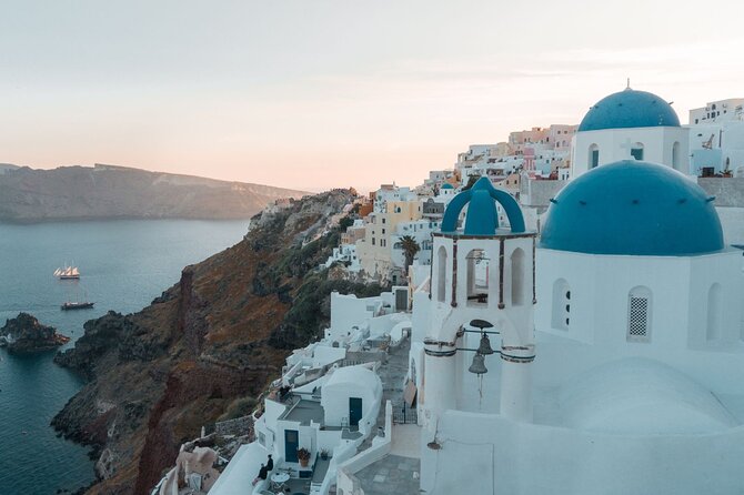Private Santorini 4-Hours Tour : Oia, Megalochori & wine tasting - Driver-guide format: ask the right questions