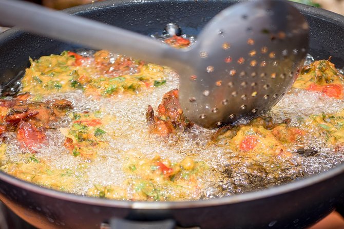 Private Santorini Cooking, Tasting, and Wine Experience - A four-hour Santorini food day