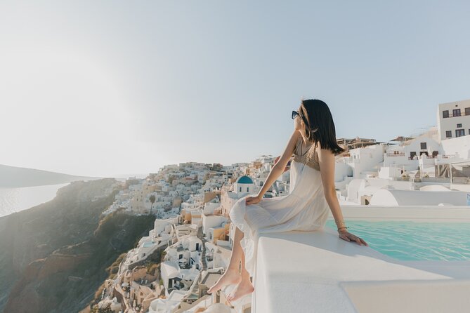 Private Santorini Photography in Oia 伊亚步行旅拍 - Pose direction that makes you feel natural