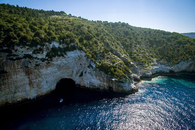 Private Skippered cruise from Corfu to Paxos/Antipaxos islands - Price and value: what $1,746.94 per group really means