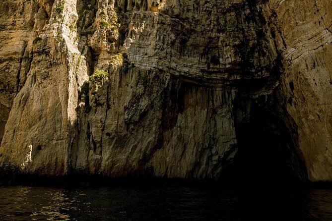 Private Skippered cruise from Corfu to Paxos/Antipaxos islands - Getting on the boat in Corfu: pickup, meeting point, and locating your ship