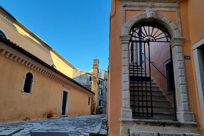 Private Small Group Corfu Town Tour - Saint Spyridon and Corfiot traditions