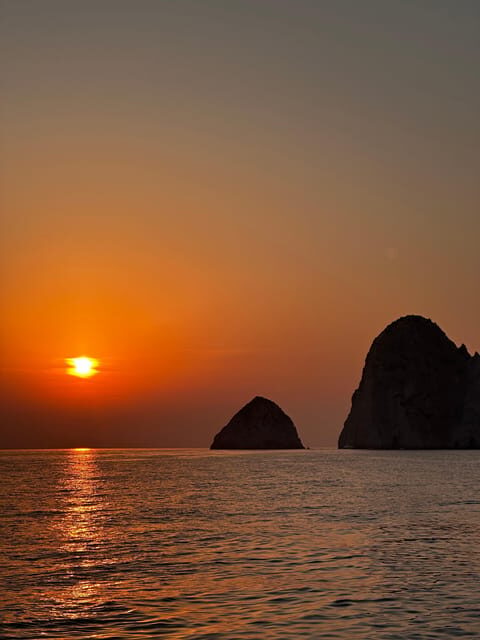 Private Sunset Cruise at Mizithres - Mizithres rocks: the sunset finale and why 30 minutes matters