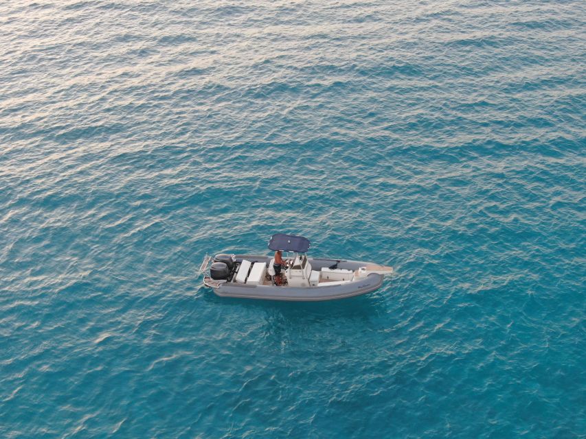 Private sunset cruise Falassarna-Balos Lagoon & Gramvousa - The crew and care on board