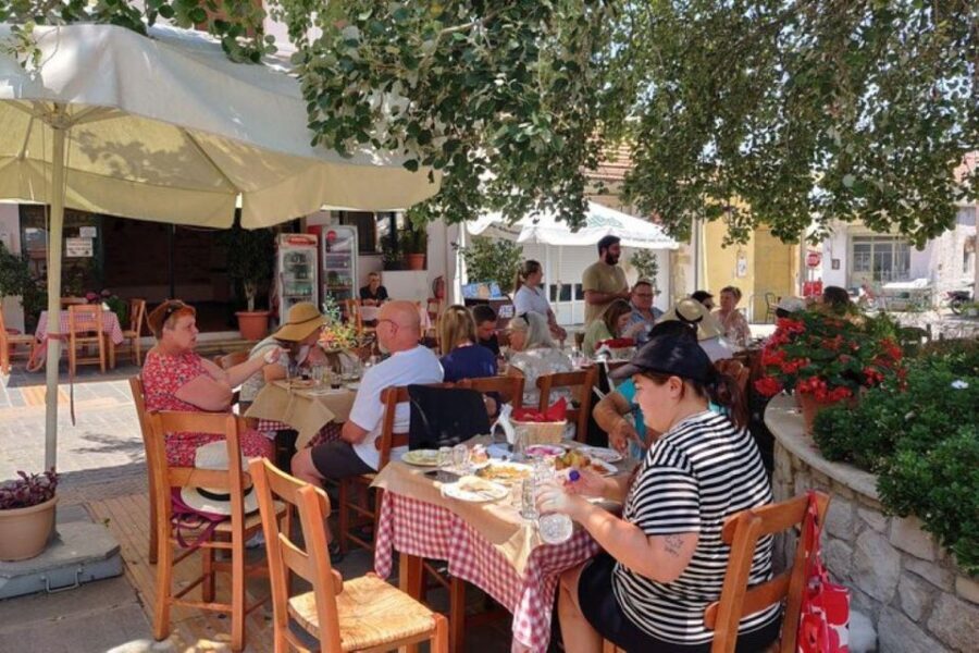 Private tasting of 6 cretan wines in Fres village - The six Cretan wines you’ll taste (and how the lineup teaches the island)