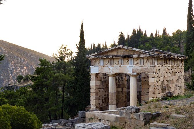 Private Tour: Delphi Day Trip from Athens Including wonderful local Lunch - Arachova lunch: a mountain break with real views and local flavor