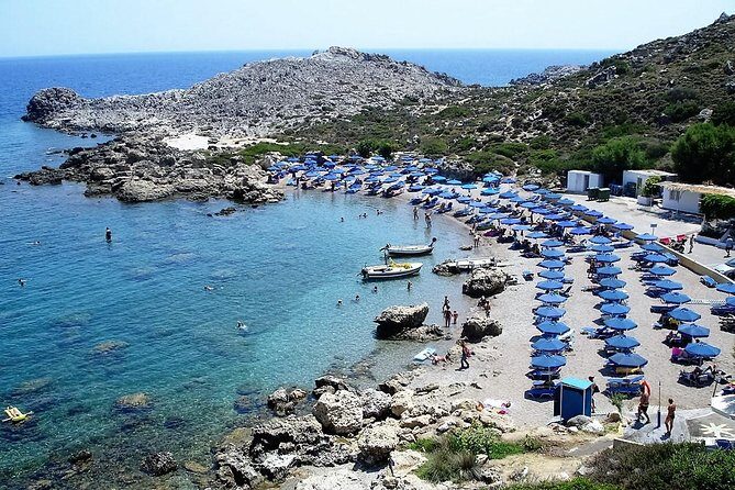 PRIVATE TOUR FOR SENIORS IN RHODES - NO EXTENSIVE WALKING - Up to 4 People - Mandraki Old Harbor: The Colossus of Rhodes Legend in 10 Minutes