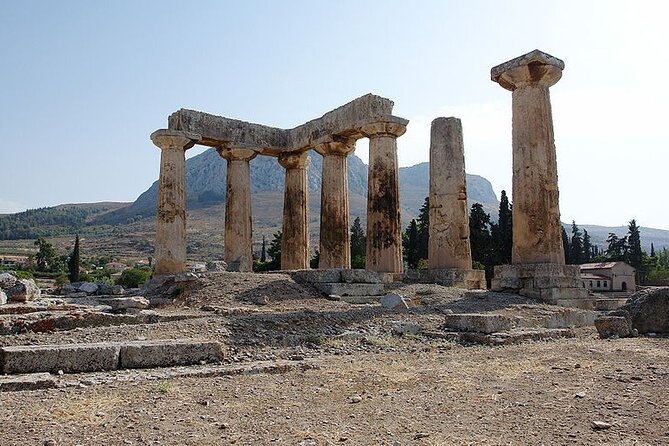 Private Tour in Athens Corinth - Hadrian’s Arch, the stadium, and Athens from the vehicle