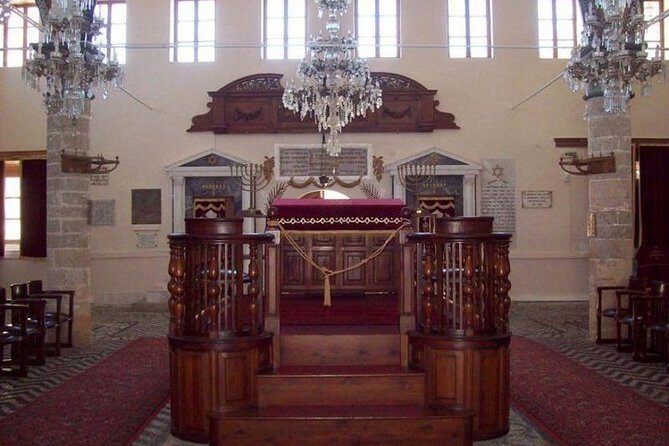 Private Tour in The Jewish Quarter & Grand Master's Palace - What the walking day feels like (and how to prepare)