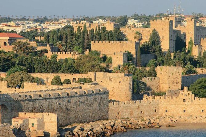Private Tour in The Jewish Quarter & Grand Master's Palace - Price per group: is $396.50 good value?