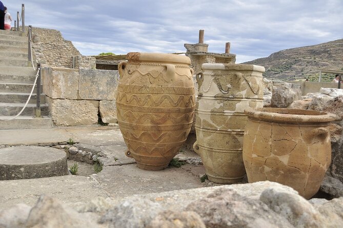 Private Tour Knossos Palace-Archaeological Museum-Heraklion Town - A Short Walk Through Central Heraklion