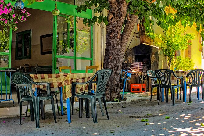Private Tour of Crete with Knossos Palace and Lassithi Plateau - A family ceramics workshop with a local demonstration