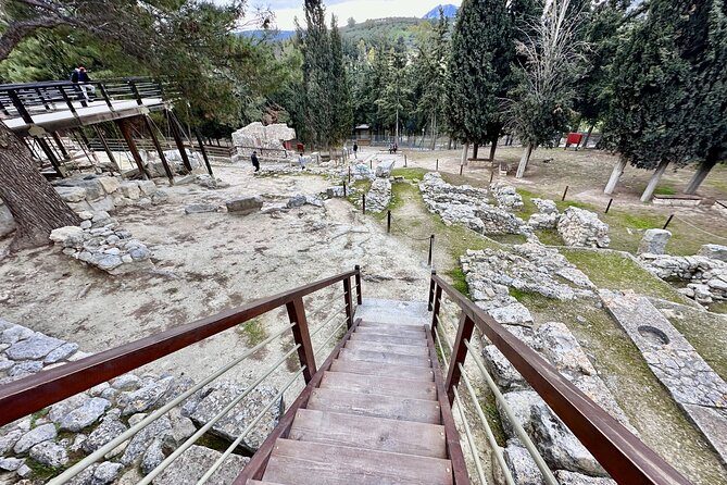 Private Tour of Knossos, Archaeological Museum & Heraklion Town - Forty-five minutes inside the Archaeological Museum