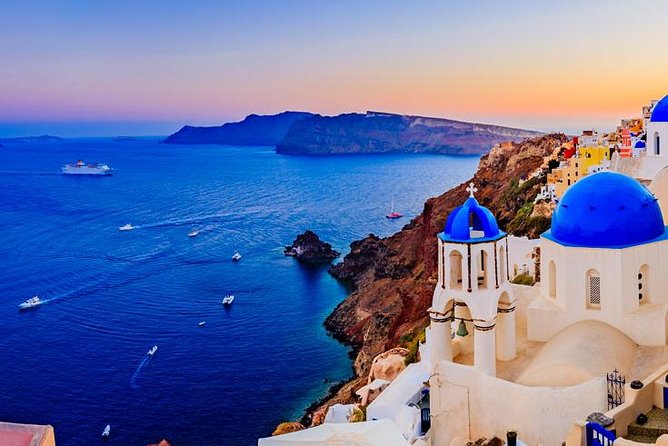 Private Tour Santorini best Attractions - Firostefani and the blue-domed church