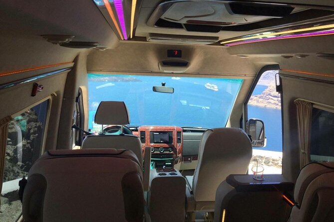 Private Transfer , from or to Santorini Airport / Port / Hotel - What the private vehicle adds