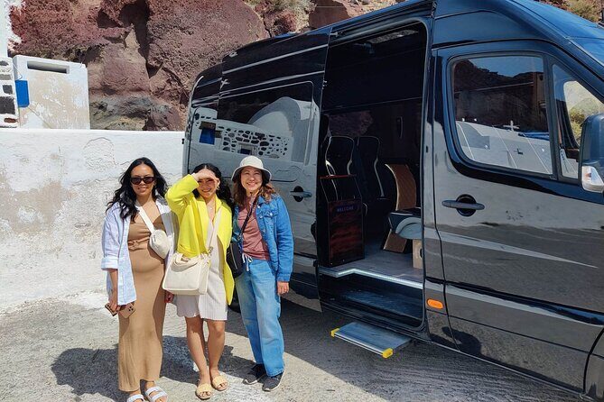 Private Transfer from-to Santorini airport to-from anywhere in Santorini Island - Price vs. Taxi or Shuttle: When This Transfer Is a Smart Move