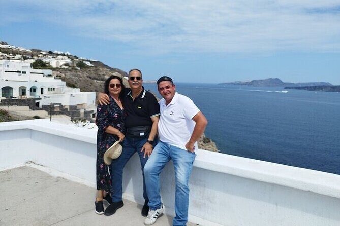 Private Transfer in Santorini - Airport,Hotel & Town Pickups - Inside the Vehicle: Comfort That Actually Helps on Santorini