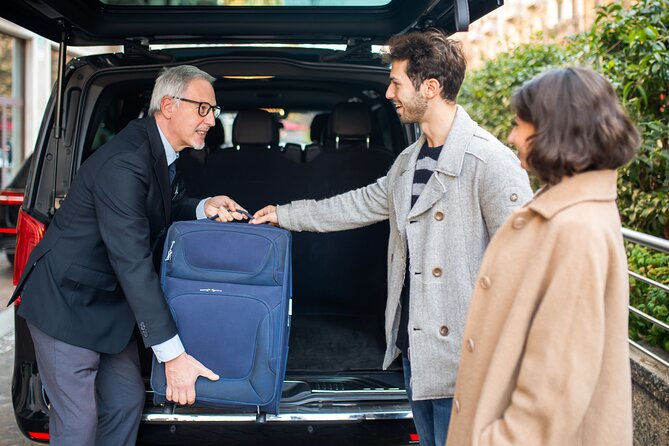 Private Transfers in Santorini Airport, Port and Hotels - Why private transportation can be worth $29