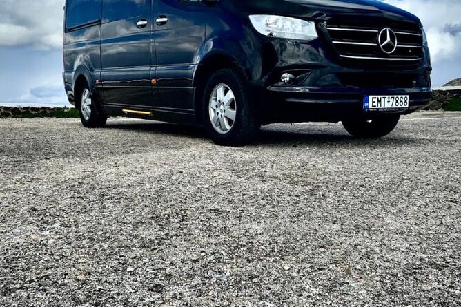 Private Transportation from Airport to Oia - What the private vehicle is like