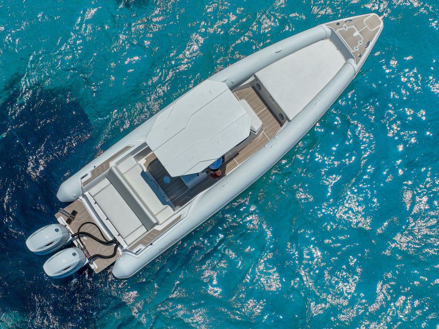 Private VIP boat tour in cyclades - Antiparos brings a land-based break
