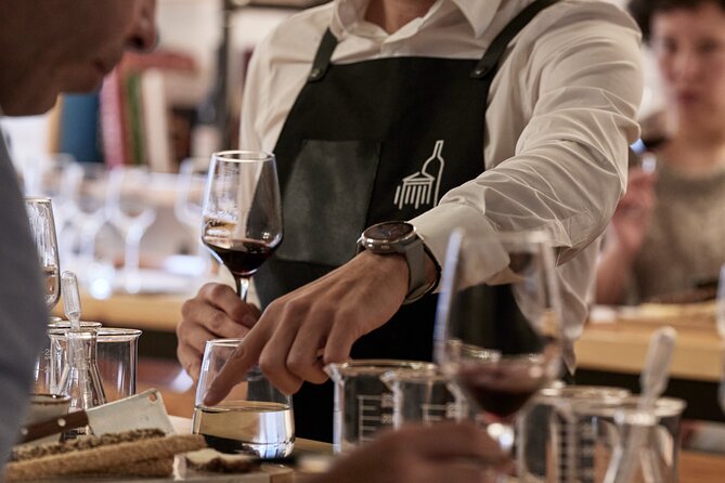 Private Wine Tasting near Acropolis - What the two-hour evening looks like