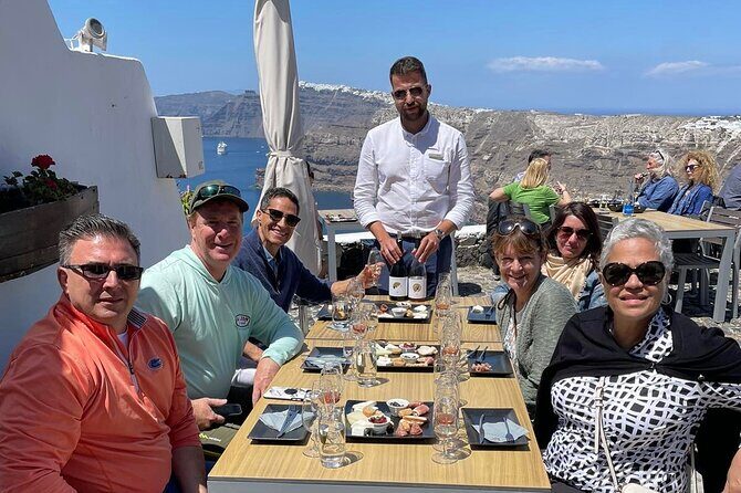 Private Wine Tour in 3 Wineries with 12 Wine Tastings and Tapas - What you’re actually eating and drinking along the way