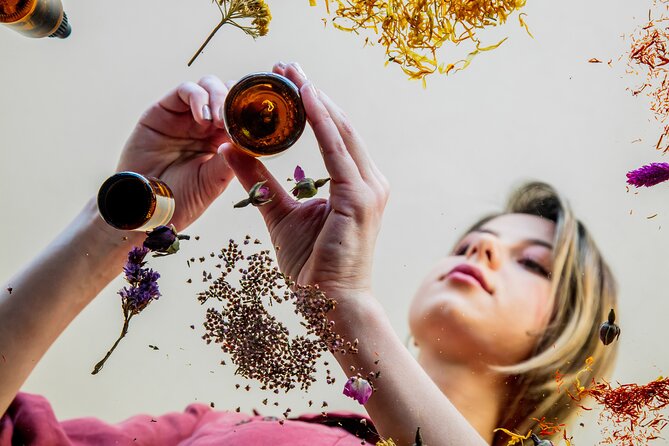PRIVATE Workshop ESSENTIAL OILS & OLIVE OIL Factory with TASTING - The mountain village and the cooking day