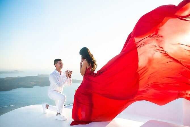 Professional Flying Dress Photoshoot In Santorini - Photos Delivered Quickly: 25 Lightroom Edits and No Body Manipulation