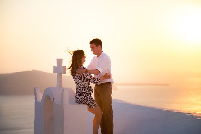 Proposal Photoshoot Santorini - Why Oia works so well for a proposal