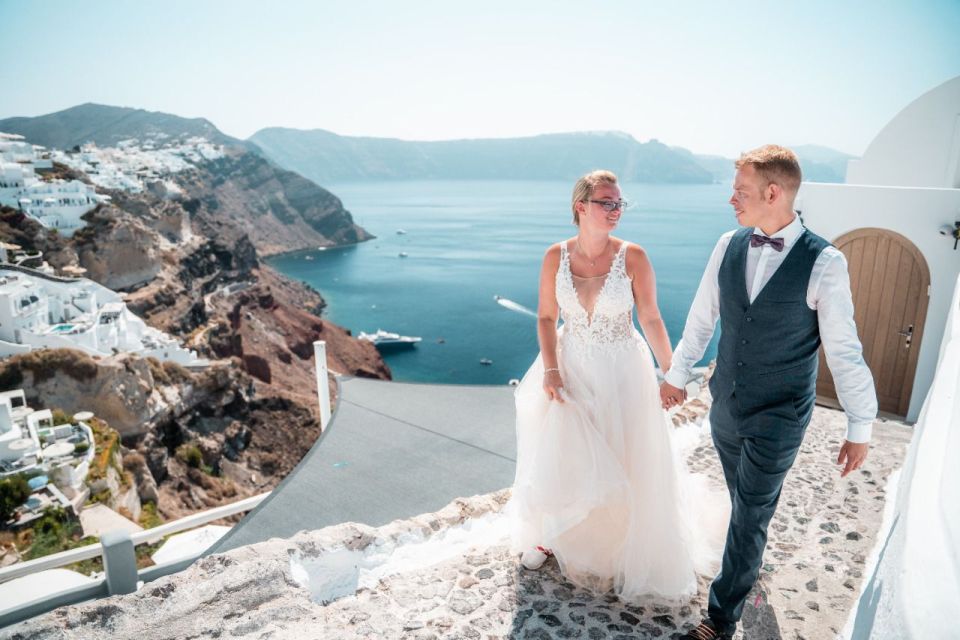 Proposal Photoshoot Santorini - Professional Direction for First-Time Subjects